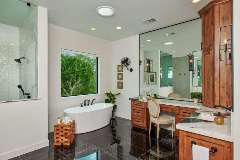 Stylish Bathroom